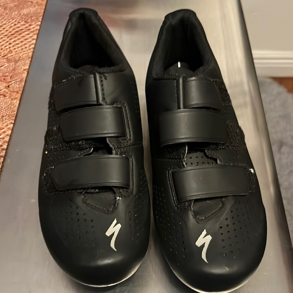 Specialized spin shoes size 8